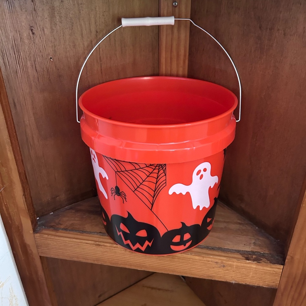 Home Depot Halloween Bucket